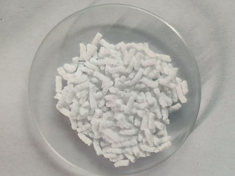 白色加益粉颗粒